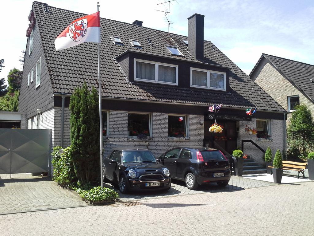 Haus Mariandl Düsseldorf Exterior foto